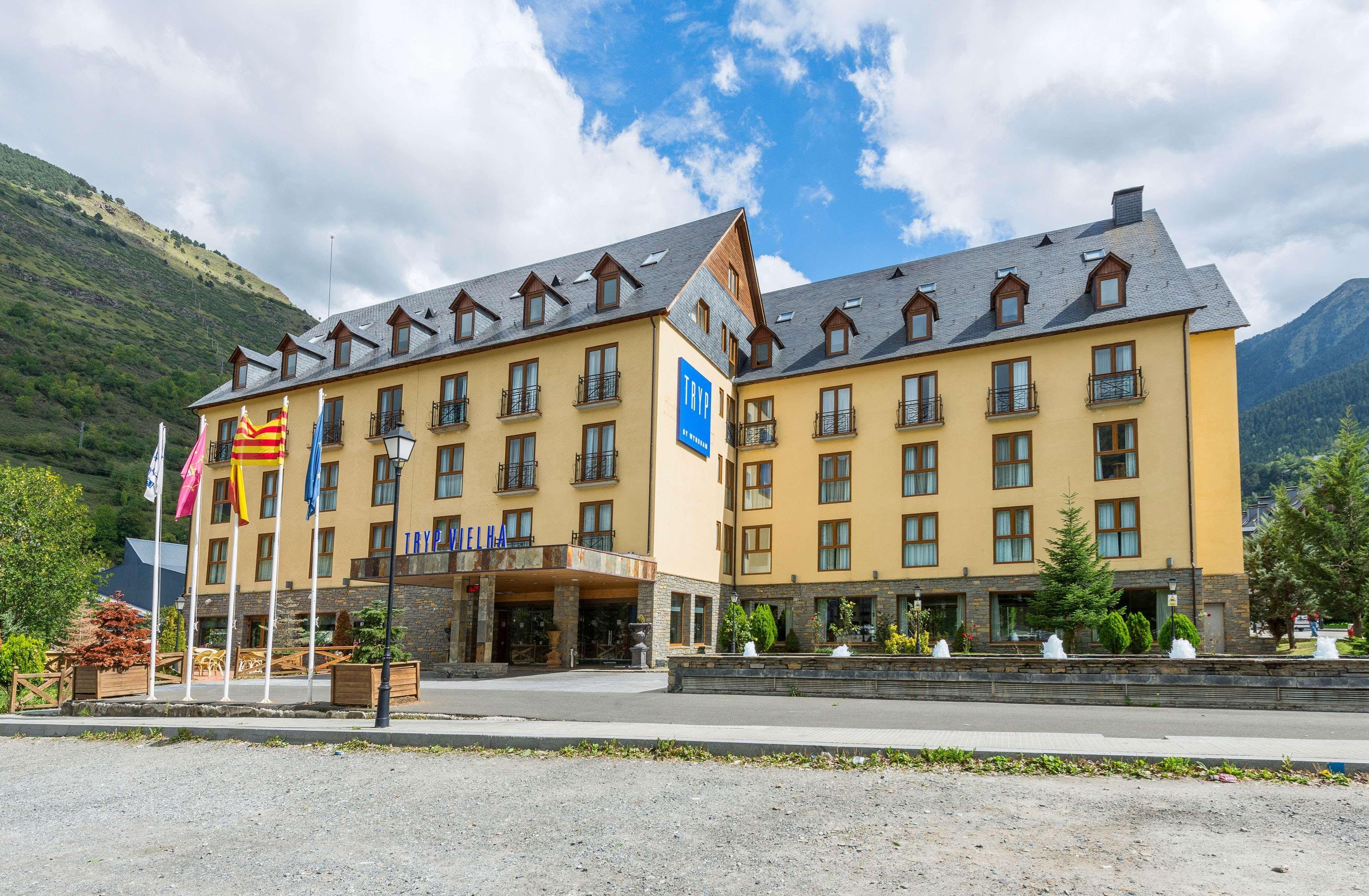 Hotel Vielha Val D'Aran, Affiliated By Melia Eksteriør bilde