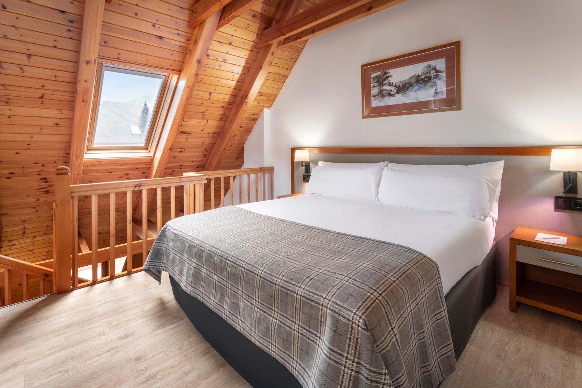 Hotel Vielha Val D'Aran, Affiliated By Melia Eksteriør bilde